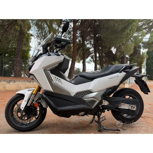 Sym ADXTG 400