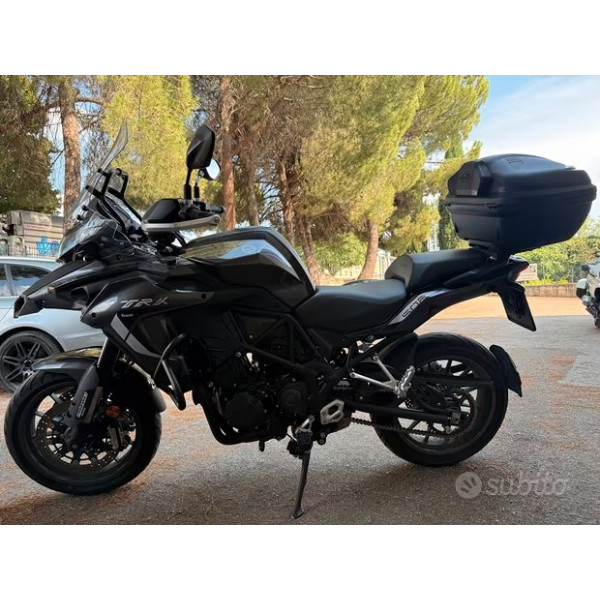 Benelli TRK 502