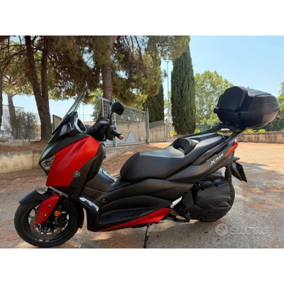Yamaha X-Max 400
