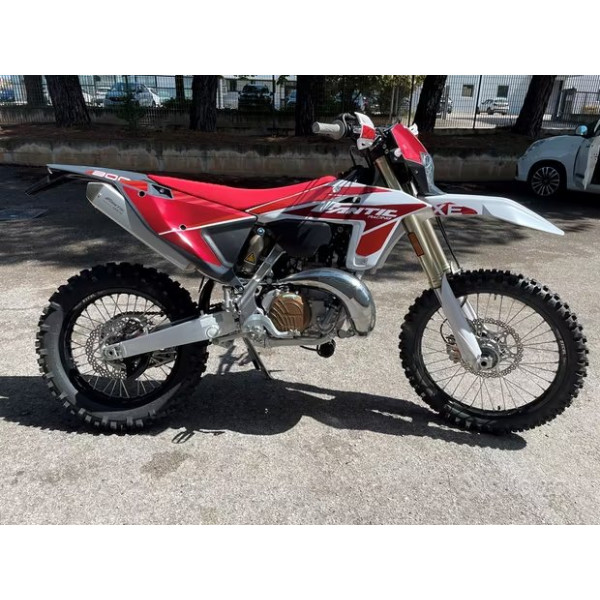 Fantic XE 300 2025