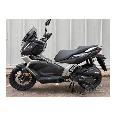 Voge SFIDA SR2 ADV