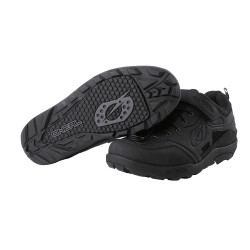 Traverse Flat Shoe Black